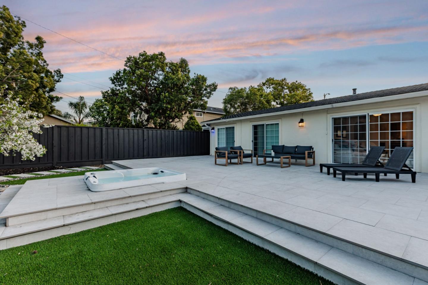 Detail Gallery Image 50 of 77 For 2924 Vivian Ln, San Jose,  CA 95124 - 3 Beds | 2 Baths