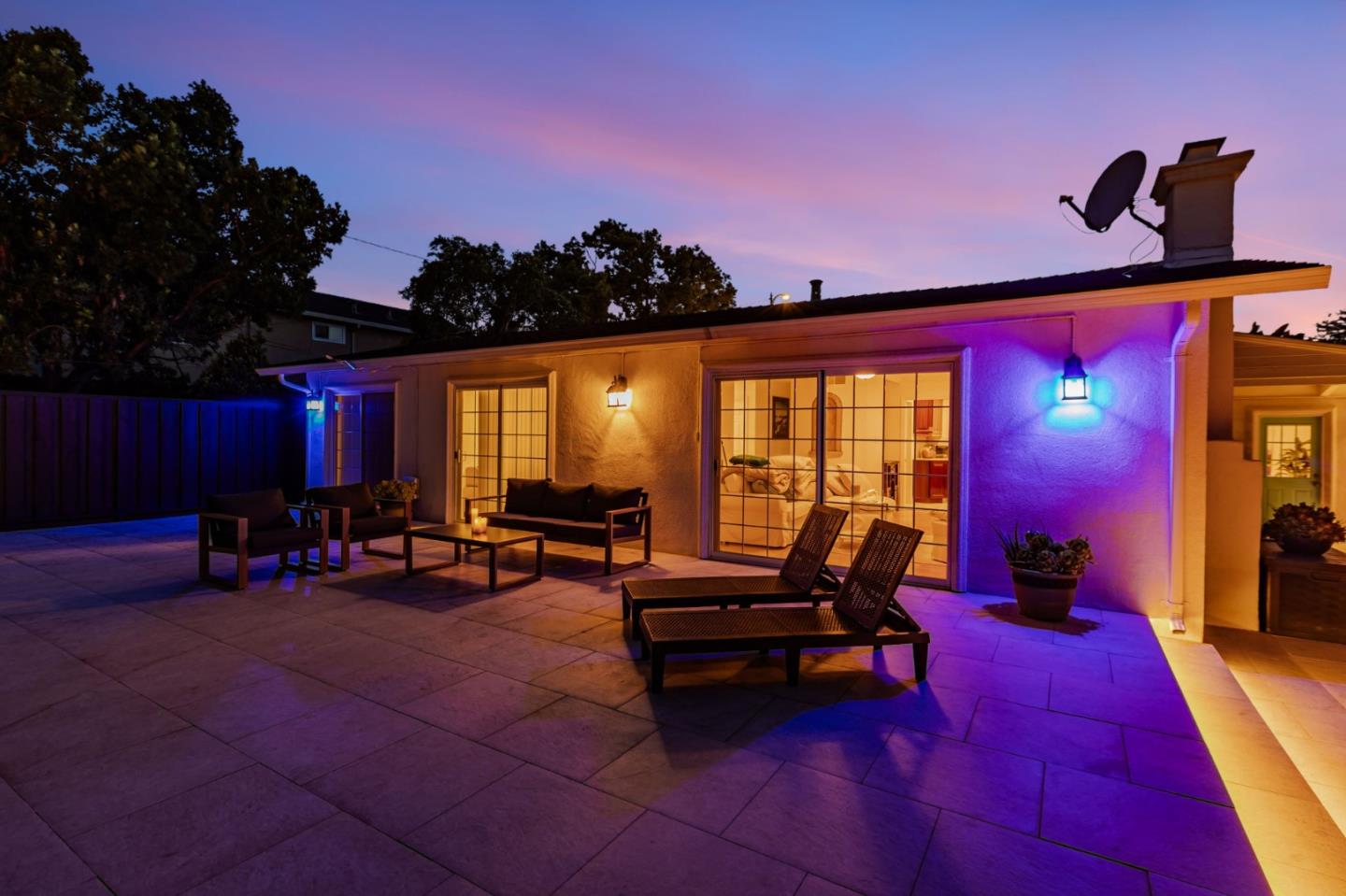 Detail Gallery Image 76 of 77 For 2924 Vivian Ln, San Jose,  CA 95124 - 3 Beds | 2 Baths