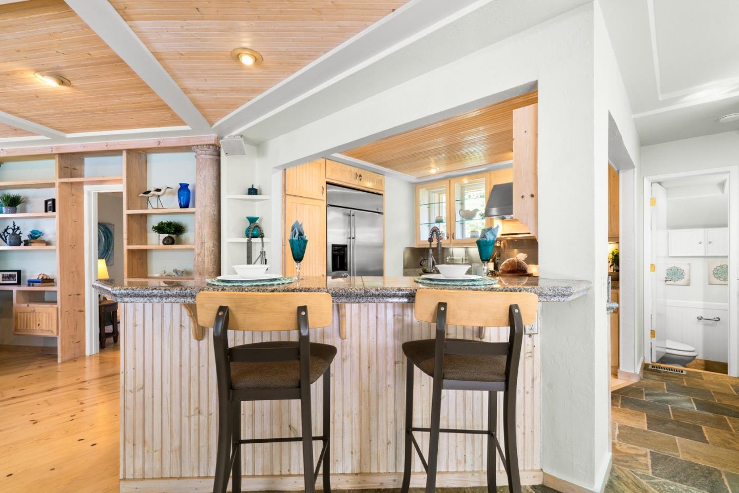 Detail Gallery Image 17 of 74 For 287 Rio Del Mar Blvd, Aptos,  CA 95003 - 3 Beds | 3/1 Baths