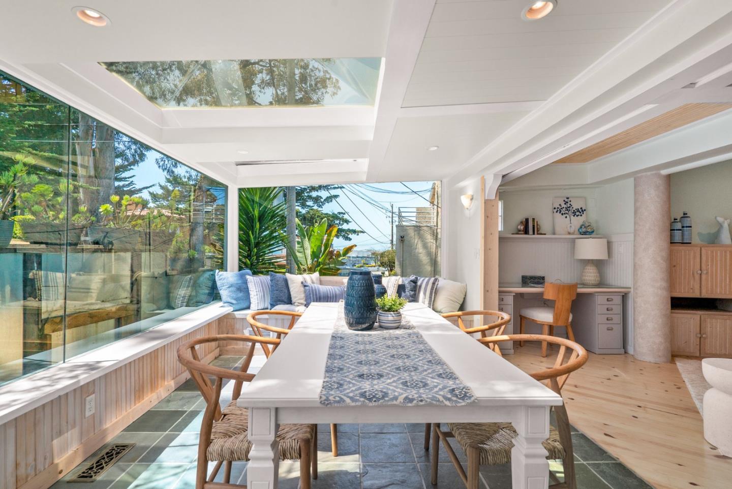 Detail Gallery Image 21 of 74 For 287 Rio Del Mar Blvd, Aptos,  CA 95003 - 3 Beds | 3/1 Baths