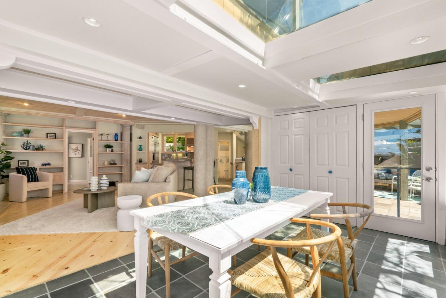 Detail Gallery Image 23 of 74 For 287 Rio Del Mar Blvd, Aptos,  CA 95003 - 3 Beds | 3/1 Baths