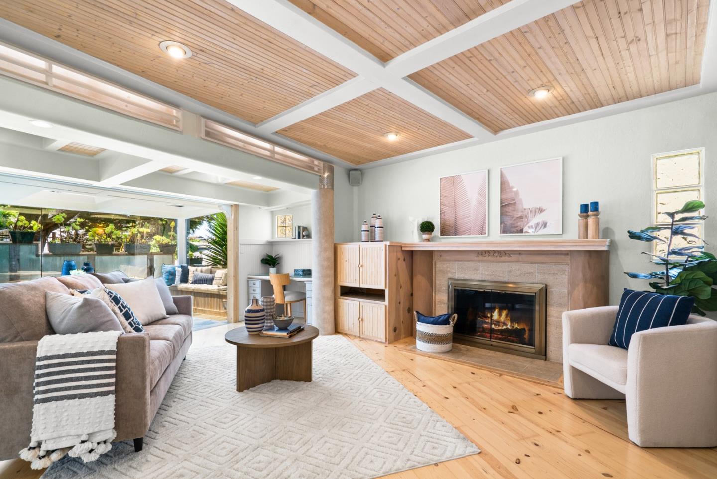 Detail Gallery Image 6 of 74 For 287 Rio Del Mar Blvd, Aptos,  CA 95003 - 3 Beds | 3/1 Baths