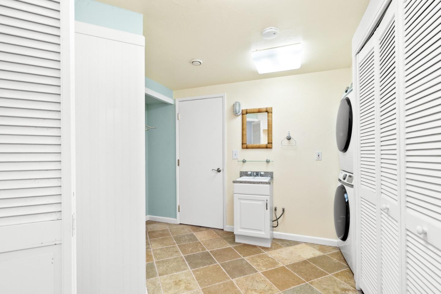 Detail Gallery Image 61 of 74 For 287 Rio Del Mar Blvd, Aptos,  CA 95003 - 3 Beds | 3/1 Baths