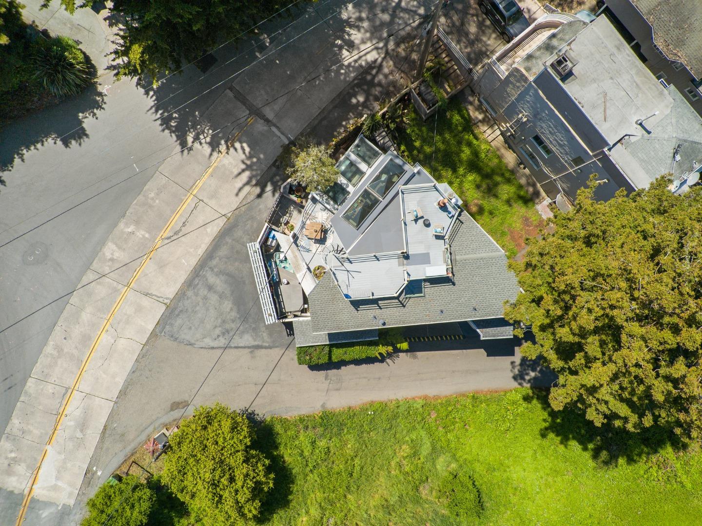 Detail Gallery Image 69 of 74 For 287 Rio Del Mar Blvd, Aptos,  CA 95003 - 3 Beds | 3/1 Baths