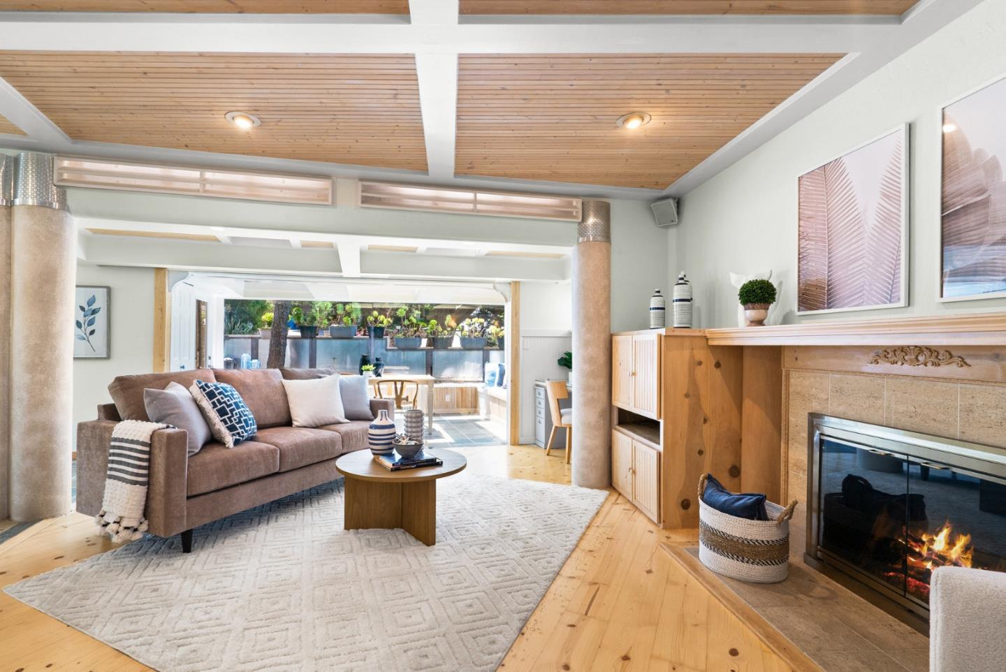 Detail Gallery Image 7 of 74 For 287 Rio Del Mar Blvd, Aptos,  CA 95003 - 3 Beds | 3/1 Baths