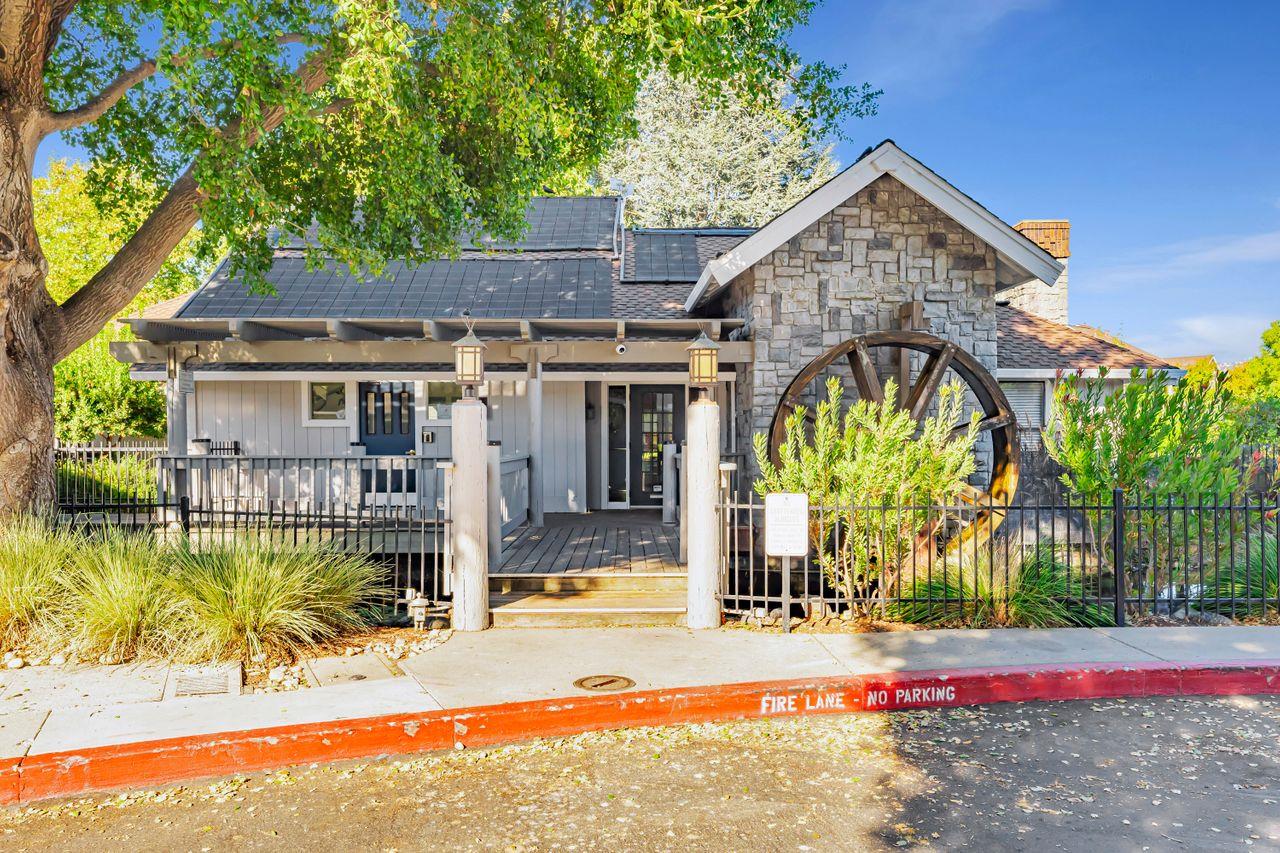 Detail Gallery Image 26 of 44 For 412 Creekview Dr, Morgan Hill,  CA 95037 - 3 Beds | 2/1 Baths