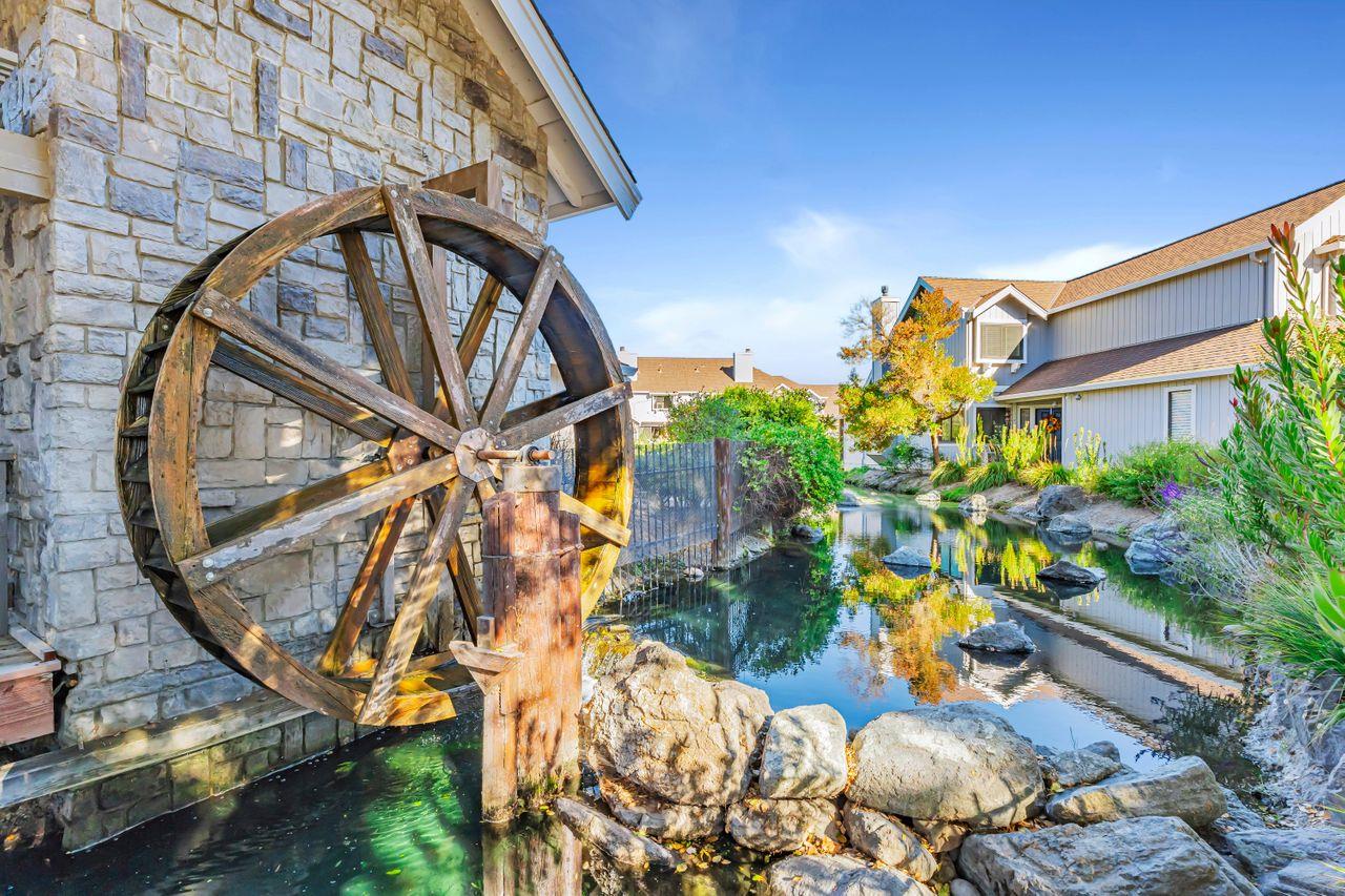 Detail Gallery Image 27 of 44 For 412 Creekview Dr, Morgan Hill,  CA 95037 - 3 Beds | 2/1 Baths