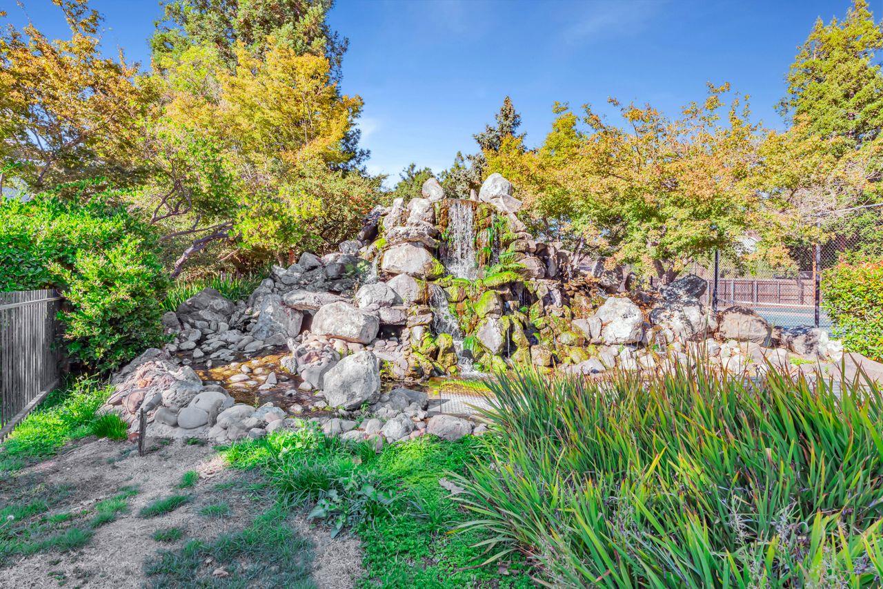 Detail Gallery Image 31 of 44 For 412 Creekview Dr, Morgan Hill,  CA 95037 - 3 Beds | 2/1 Baths