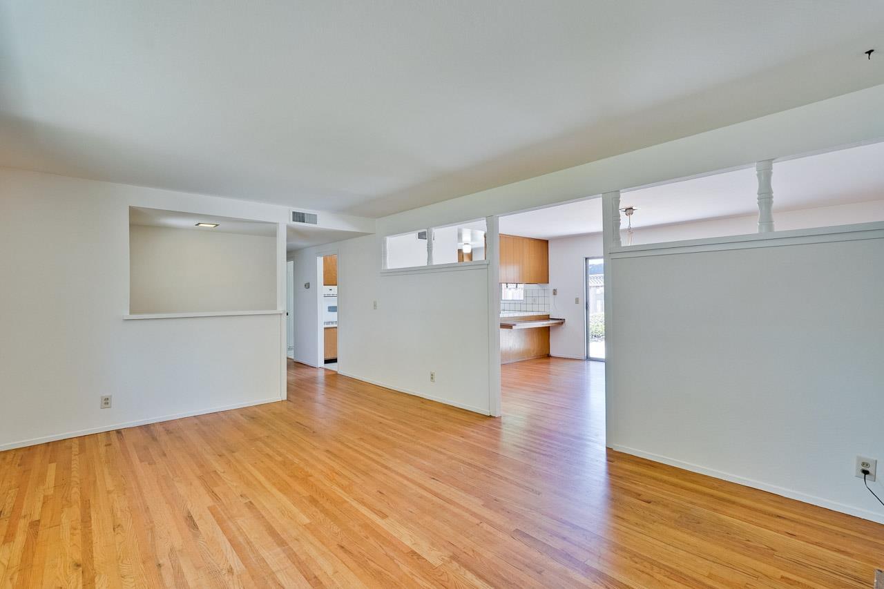 Detail Gallery Image 13 of 81 For 2517 Tolworth Dr, San Jose,  CA 95128 - 3 Beds | 2 Baths