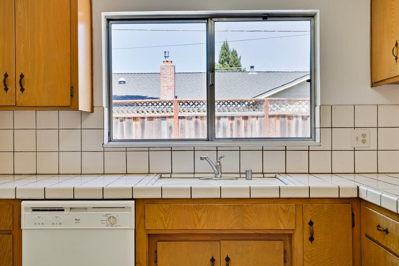Detail Gallery Image 26 of 81 For 2517 Tolworth Dr, San Jose,  CA 95128 - 3 Beds | 2 Baths
