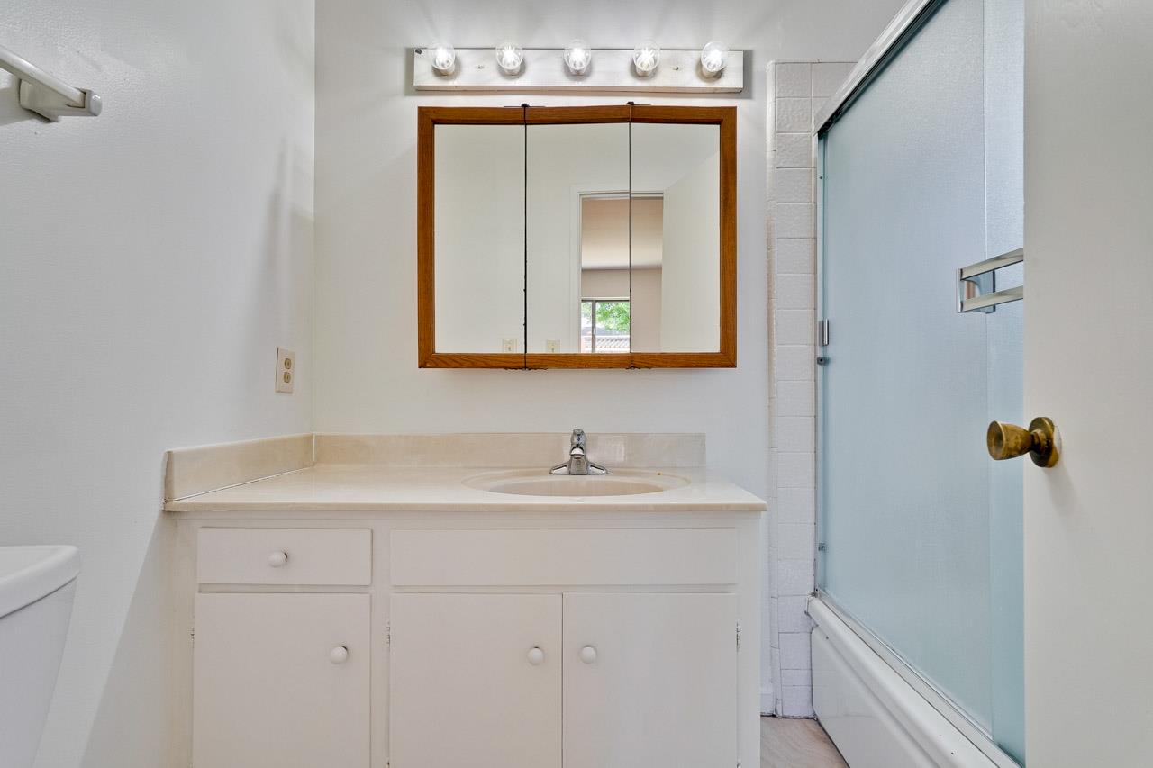 Detail Gallery Image 37 of 81 For 2517 Tolworth Dr, San Jose,  CA 95128 - 3 Beds | 2 Baths