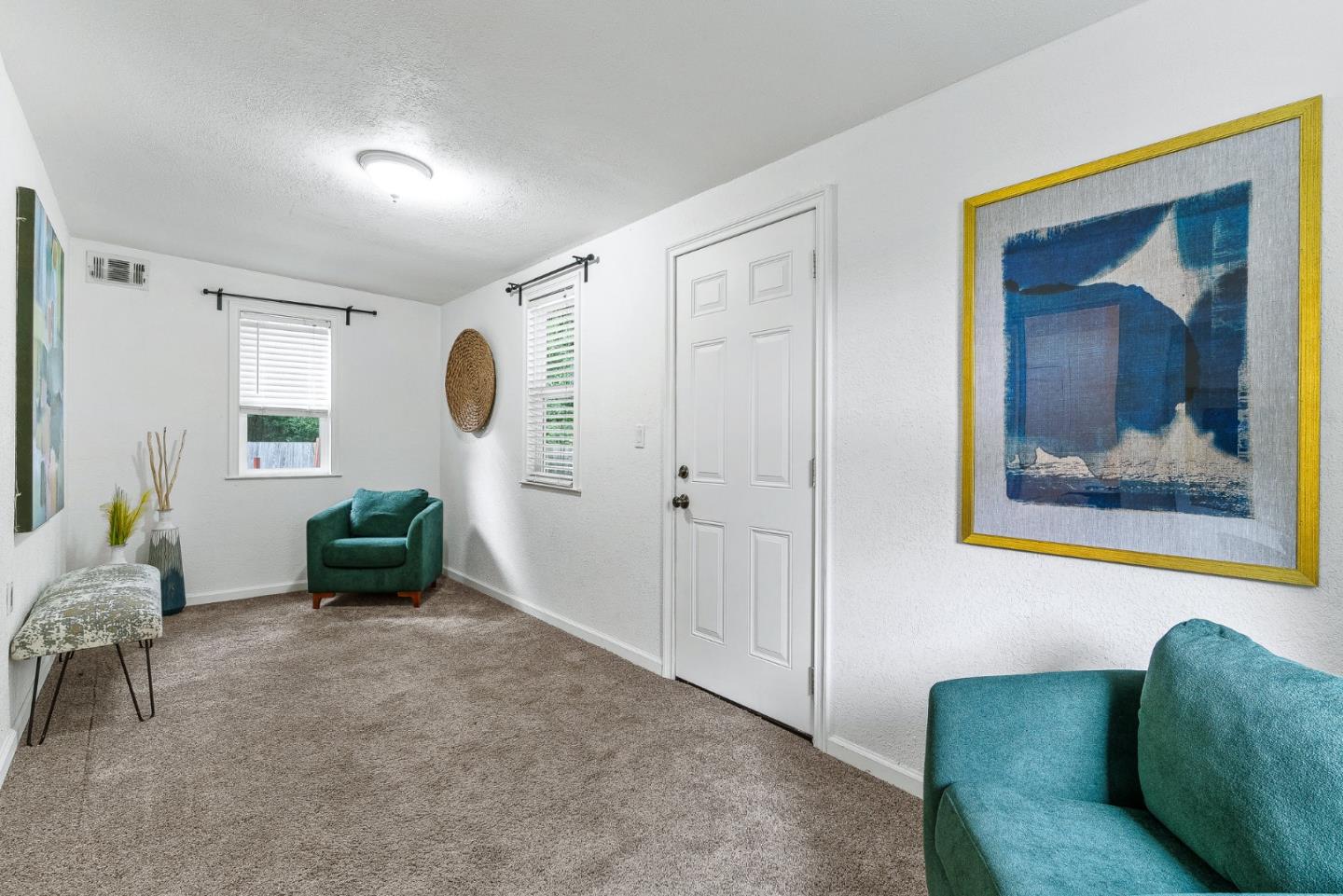 Detail Gallery Image 14 of 46 For 1960 La Madrona Dr, Santa Cruz,  CA 95060 - 2 Beds | 2 Baths