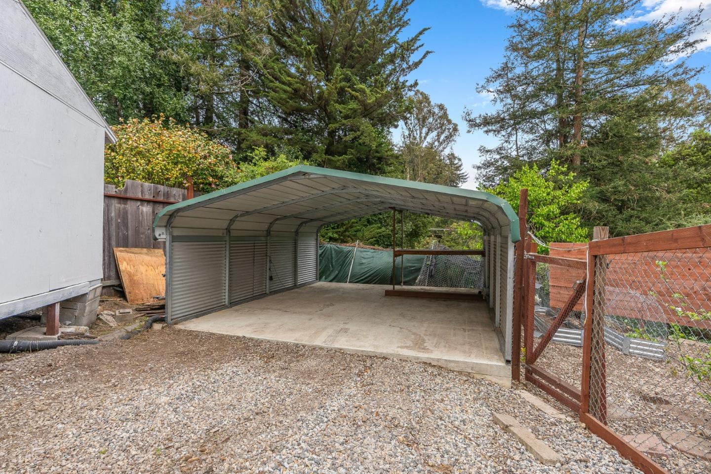 Detail Gallery Image 37 of 46 For 1960 La Madrona Dr, Santa Cruz,  CA 95060 - 2 Beds | 2 Baths
