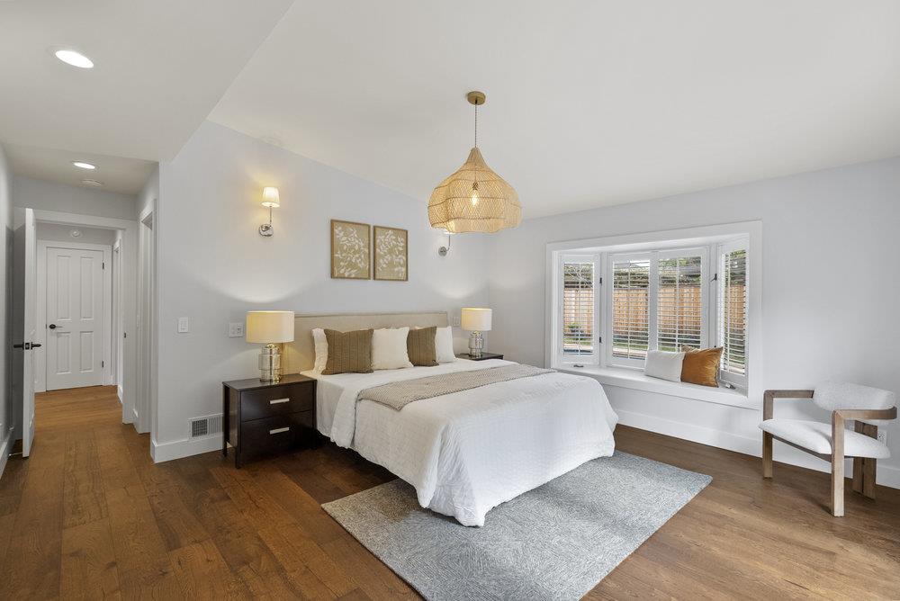 Detail Gallery Image 21 of 53 For 329 San Rafael Ave, Belvedere,  CA 94920 - 3 Beds | 2/1 Baths
