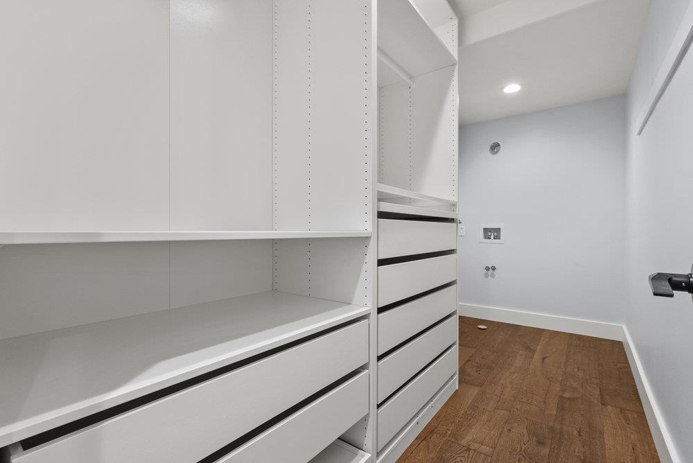 Detail Gallery Image 23 of 53 For 329 San Rafael Ave, Belvedere,  CA 94920 - 3 Beds | 2/1 Baths