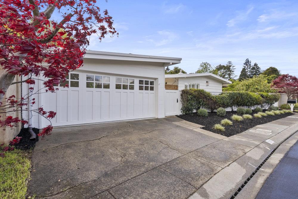Detail Gallery Image 3 of 53 For 329 San Rafael Ave, Belvedere,  CA 94920 - 3 Beds | 2/1 Baths