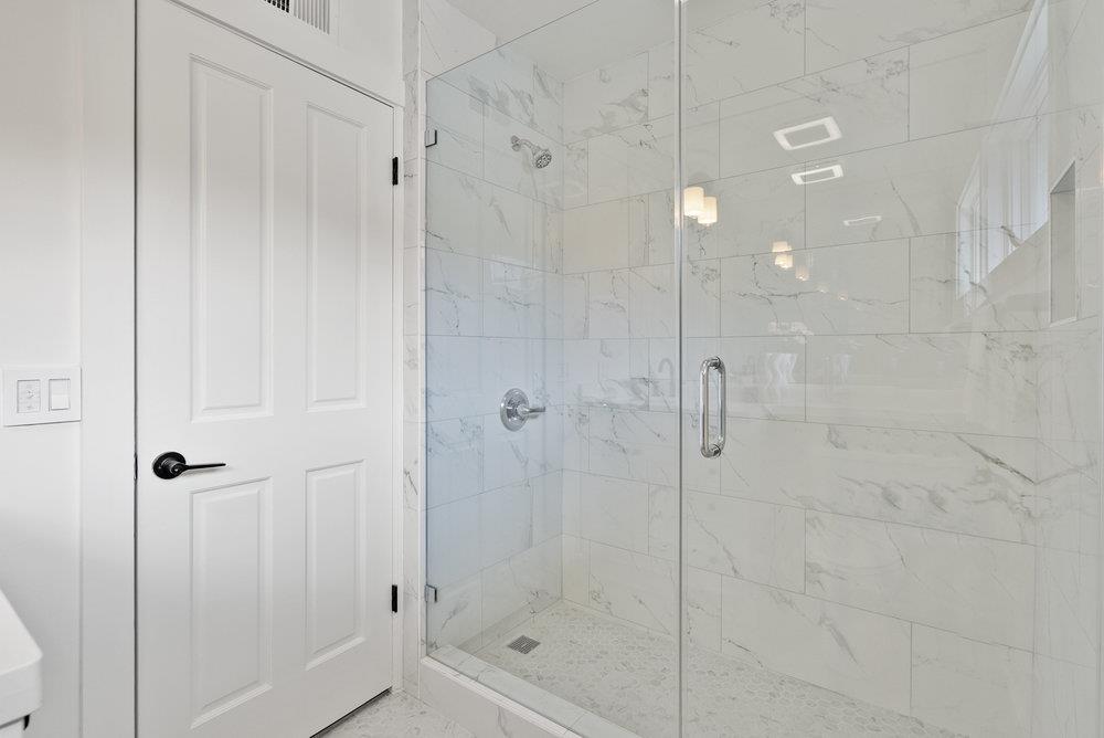 Detail Gallery Image 31 of 53 For 329 San Rafael Ave, Belvedere,  CA 94920 - 3 Beds | 2/1 Baths