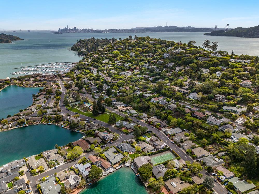 Detail Gallery Image 47 of 53 For 329 San Rafael Ave, Belvedere,  CA 94920 - 3 Beds | 2/1 Baths