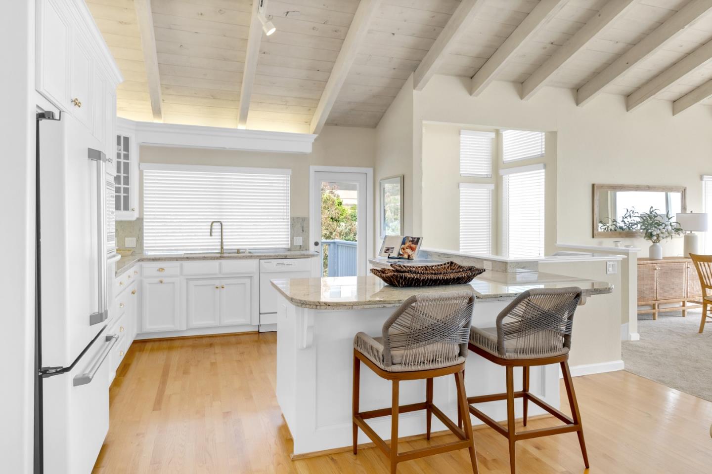 Detail Gallery Image 16 of 31 For 806 the Shore Line, La Selva Beach,  CA 95076 - 3 Beds | 2 Baths