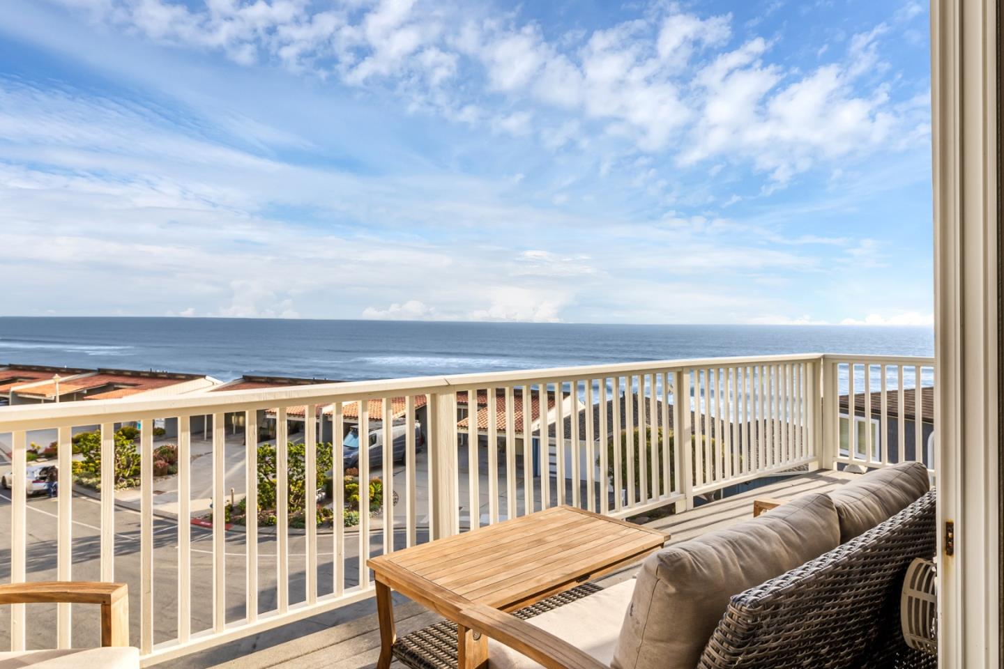 Detail Gallery Image 2 of 31 For 806 the Shore Line, La Selva Beach,  CA 95076 - 3 Beds | 2 Baths