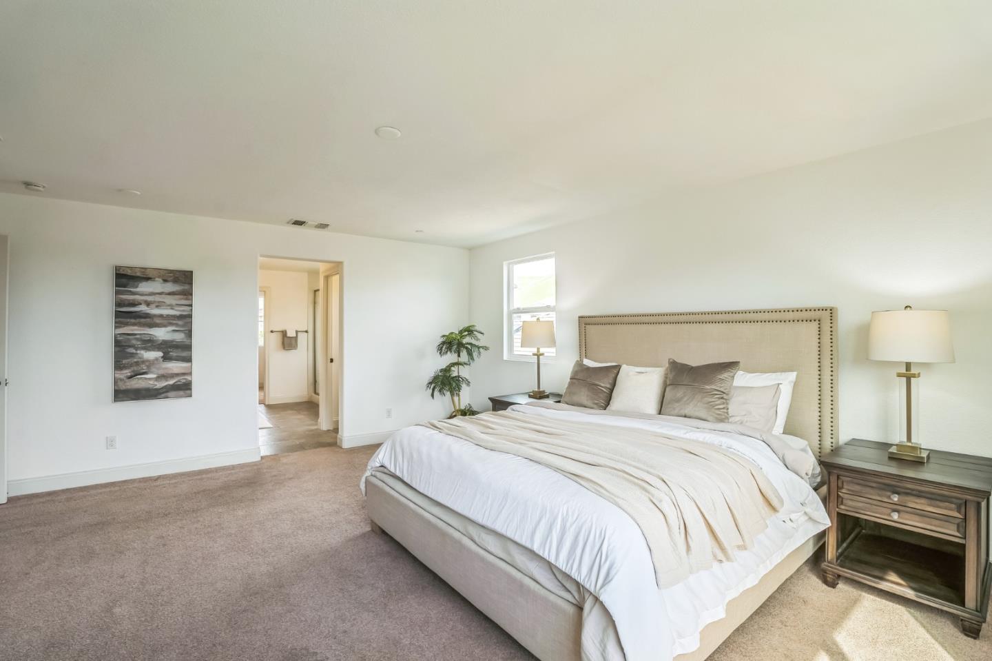 Detail Gallery Image 16 of 33 For 5278 Jacque Bell Ln, Fairfield,  CA 94533 - 4 Beds | 3/1 Baths