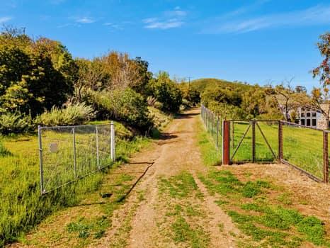 Detail Gallery Image 2 of 20 For 15311 Sycamore Dr, Morgan Hill,  CA 95037 - – Beds | – Baths