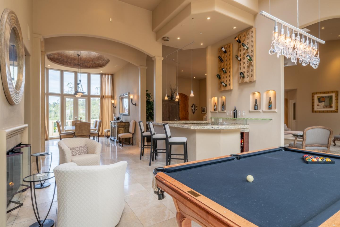 Detail Gallery Image 8 of 43 For 25224 Casiano Dr, Salinas,  CA 93908 - 6 Beds | 6/2 Baths