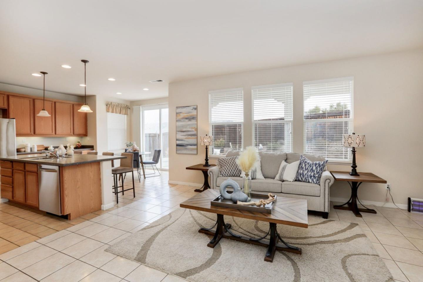 Detail Gallery Image 39 of 52 For 1638 Heritage Bay Ct #1,  San Jose,  CA 95138 - 5 Beds | 4/1 Baths