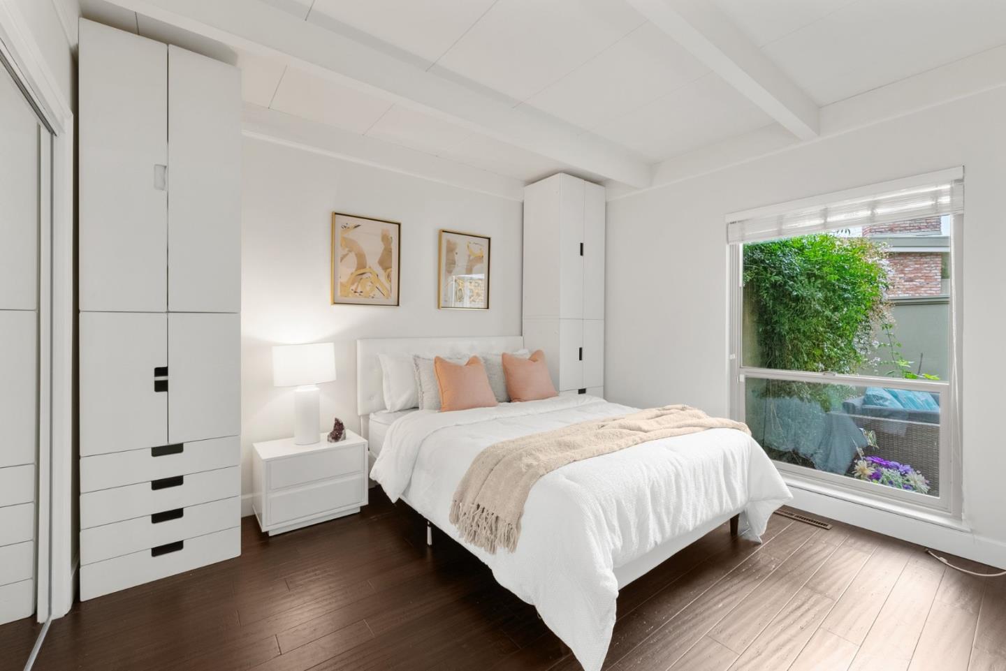Detail Gallery Image 11 of 22 For 3901 Middlefield Rd #G,  Palo Alto,  CA 94303 - 1 Beds | 1 Baths