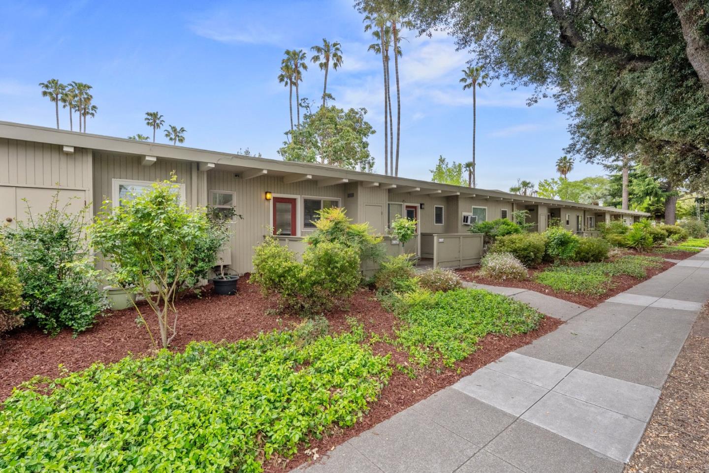 Detail Gallery Image 19 of 22 For 3901 Middlefield Rd #G,  Palo Alto,  CA 94303 - 1 Beds | 1 Baths