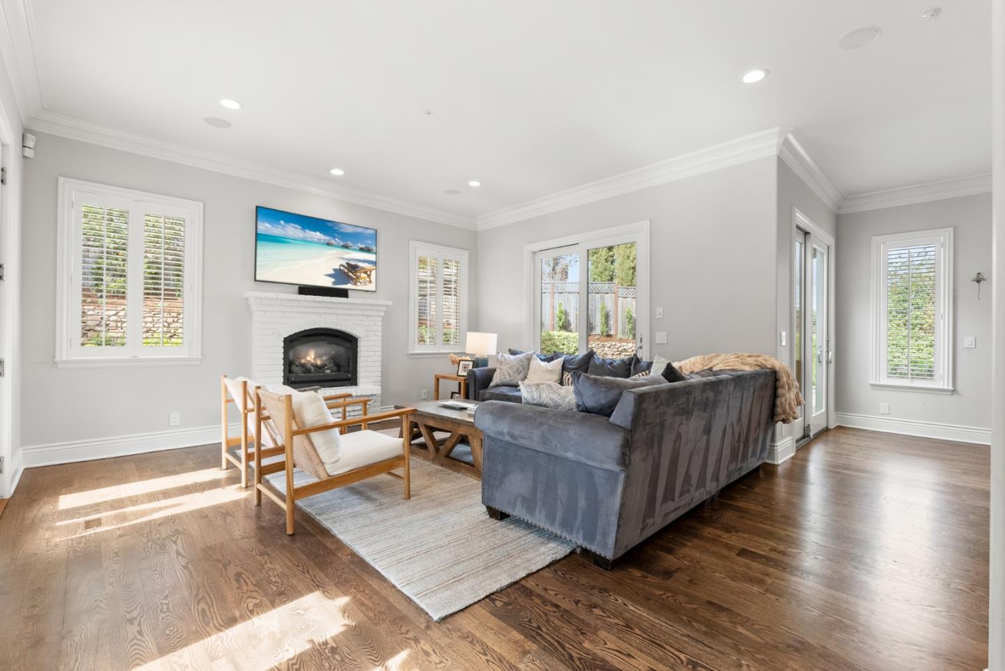 Detail Gallery Image 14 of 48 For 629 Lombardy Way, Redwood City,  CA 94062 - 5 Beds | 4/1 Baths