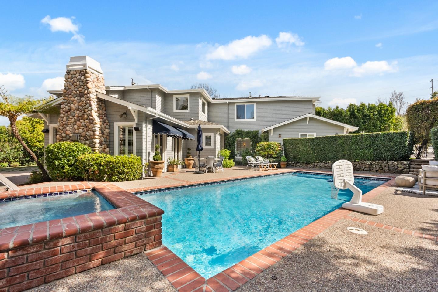 Detail Gallery Image 41 of 48 For 629 Lombardy Way, Redwood City,  CA 94062 - 5 Beds | 4/1 Baths