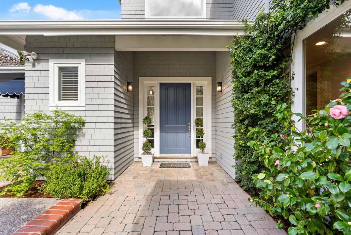 Detail Gallery Image 6 of 48 For 629 Lombardy Way, Redwood City,  CA 94062 - 5 Beds | 4/1 Baths