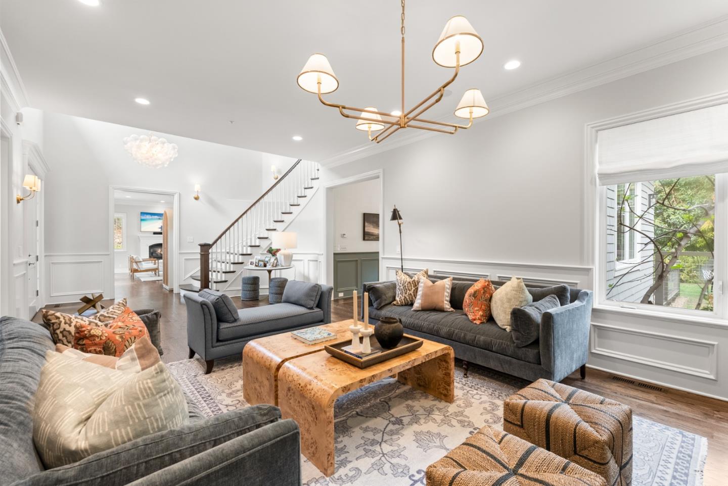 Detail Gallery Image 8 of 48 For 629 Lombardy Way, Redwood City,  CA 94062 - 5 Beds | 4/1 Baths