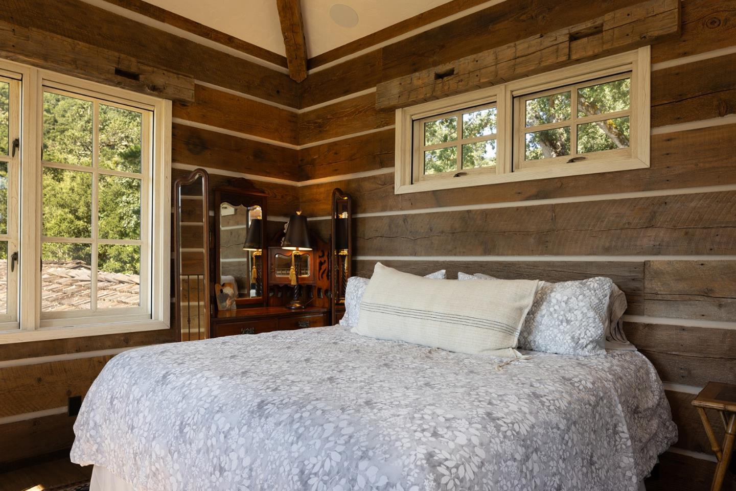 Detail Gallery Image 12 of 42 For 34205 Robinson Canyon Rd, Carmel,  CA 93923 - 6 Beds | 3/1 Baths