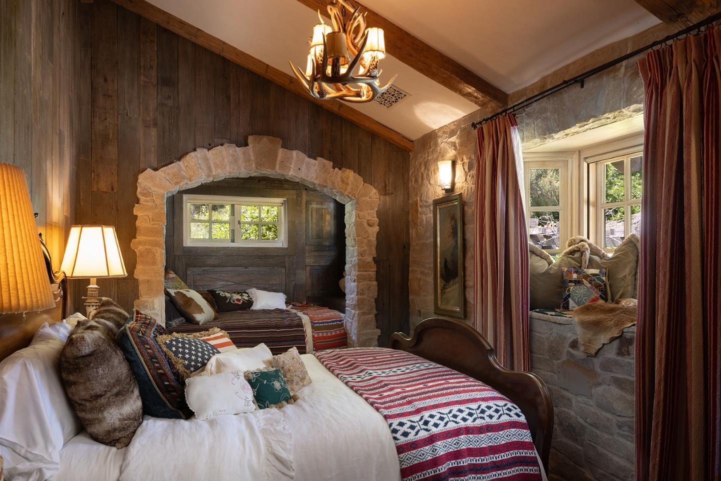 Detail Gallery Image 26 of 42 For 34205 Robinson Canyon Rd, Carmel,  CA 93923 - 6 Beds | 3/1 Baths