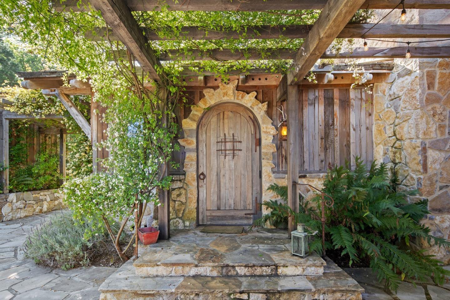 Detail Gallery Image 6 of 42 For 34205 Robinson Canyon Rd, Carmel,  CA 93923 - 6 Beds | 3/1 Baths