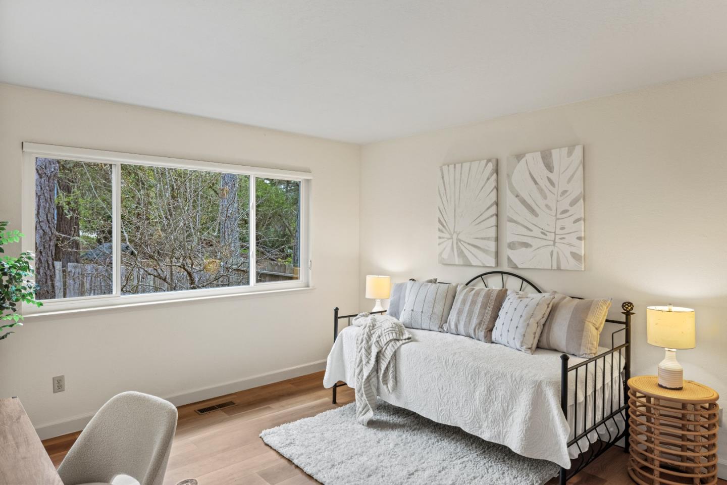 Detail Gallery Image 16 of 22 For 4097 Sunridge Rd, Pebble Beach,  CA 93953 - 3 Beds | 2/1 Baths