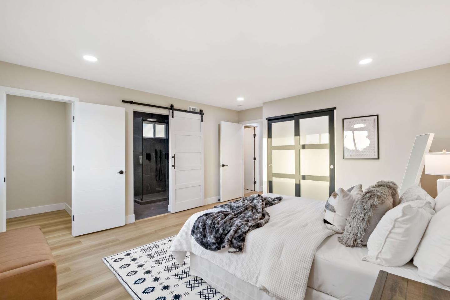 Detail Gallery Image 13 of 63 For 5362 Ayrshire Dr, San Jose,  CA 95118 - 4 Beds | 2/1 Baths