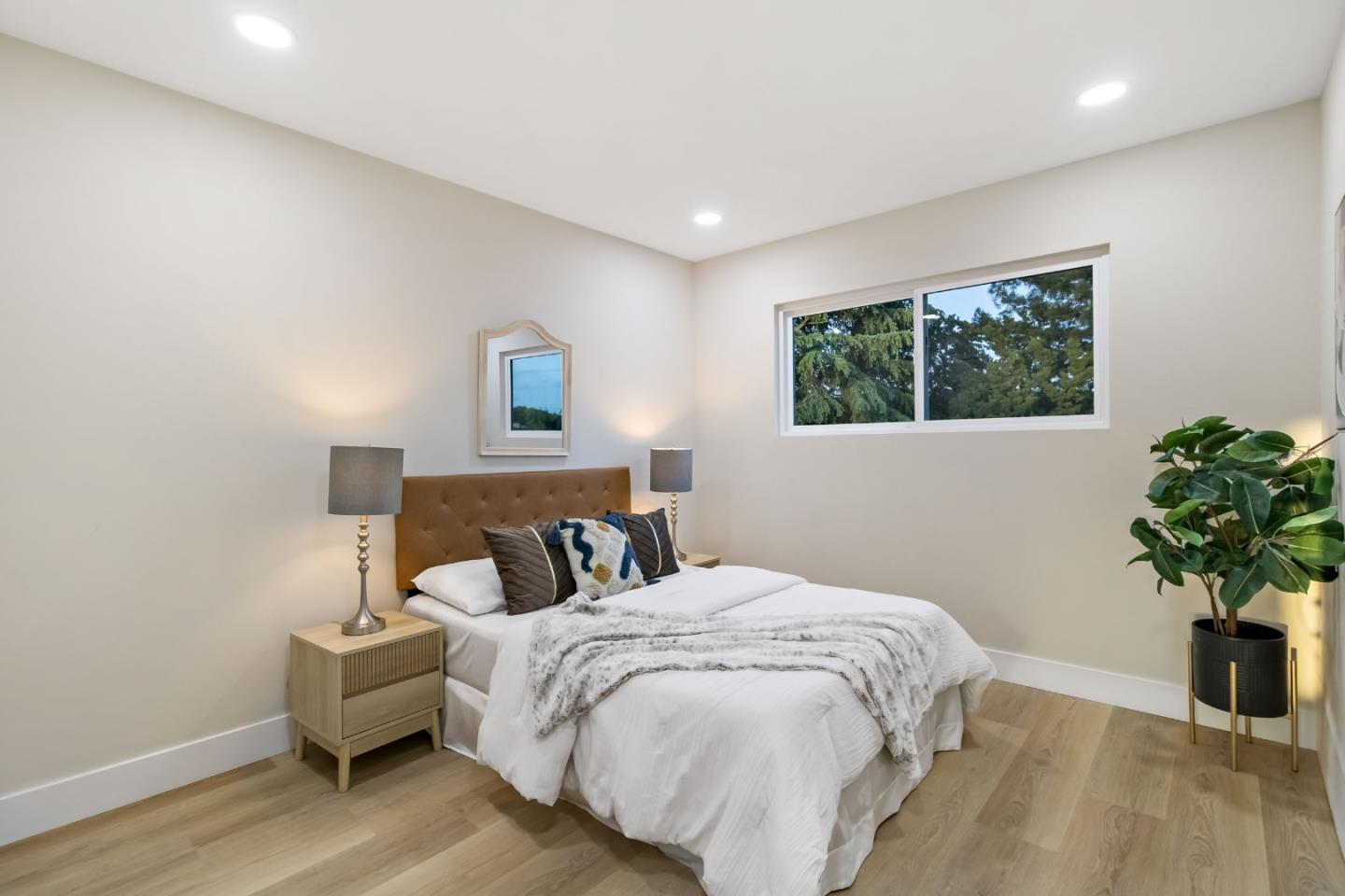 Detail Gallery Image 18 of 63 For 5362 Ayrshire Dr, San Jose,  CA 95118 - 4 Beds | 2/1 Baths