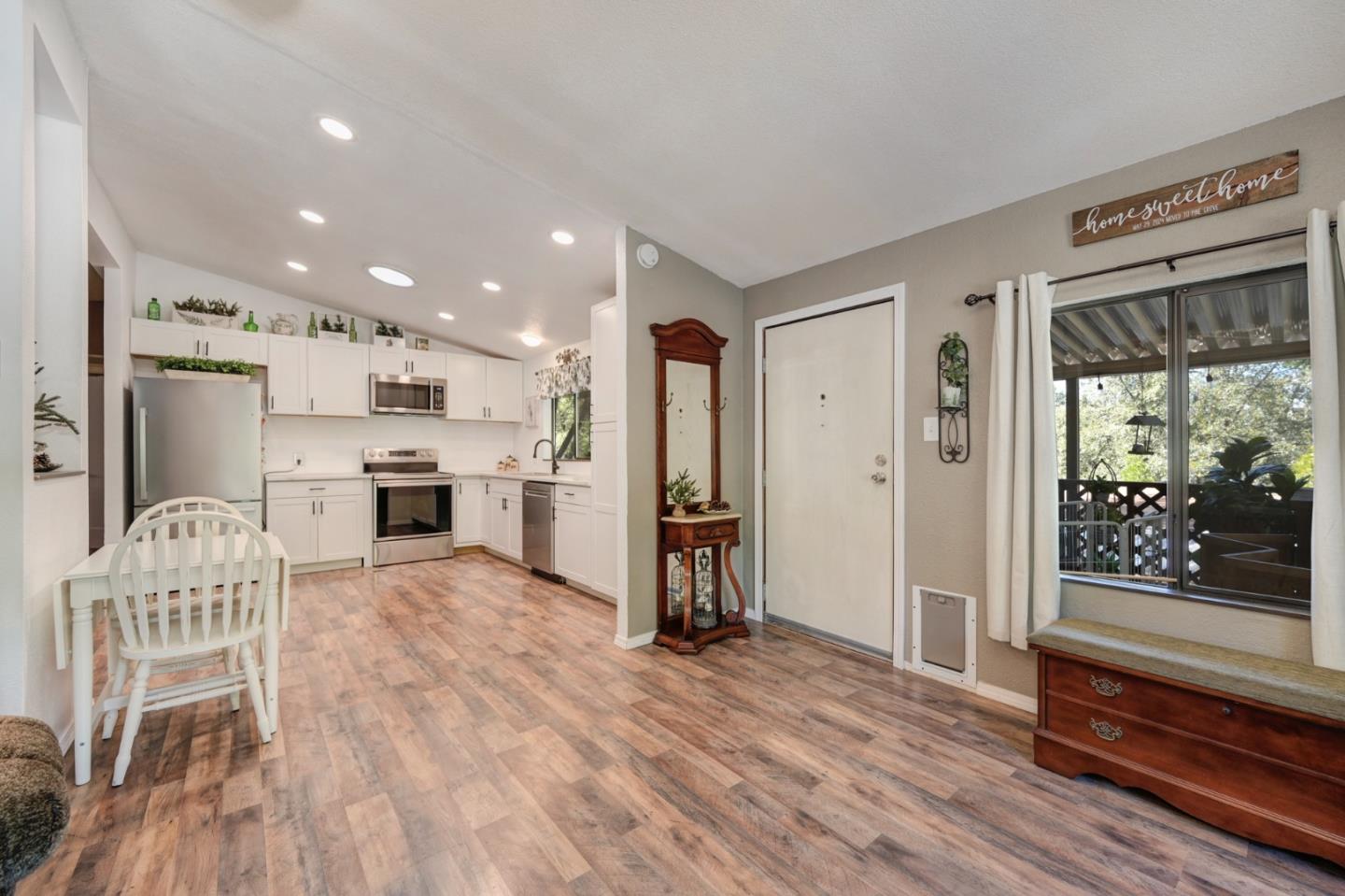 Detail Gallery Image 10 of 54 For 14074 Irishtown Rd #19,  Pine Grove,  CA 95665 - 2 Beds | 2 Baths