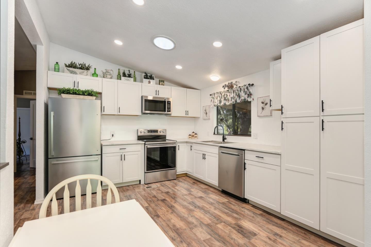 Detail Gallery Image 19 of 54 For 14074 Irishtown Rd #19,  Pine Grove,  CA 95665 - 2 Beds | 2 Baths