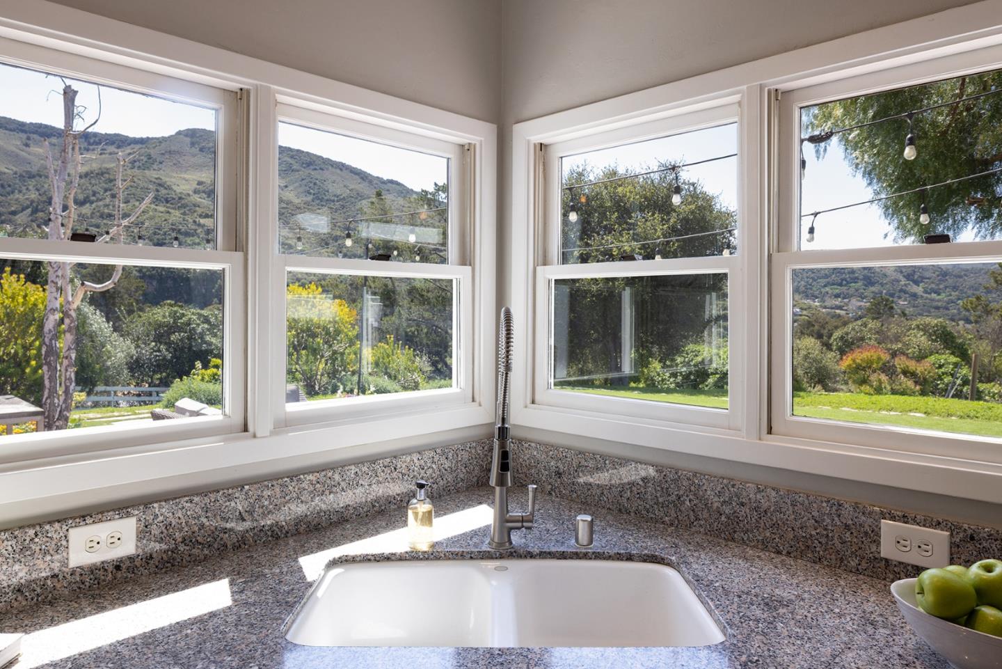 Detail Gallery Image 15 of 42 For 929 W Carmel Valley Rd, Carmel Valley,  CA 93924 - 4 Beds | 2/1 Baths