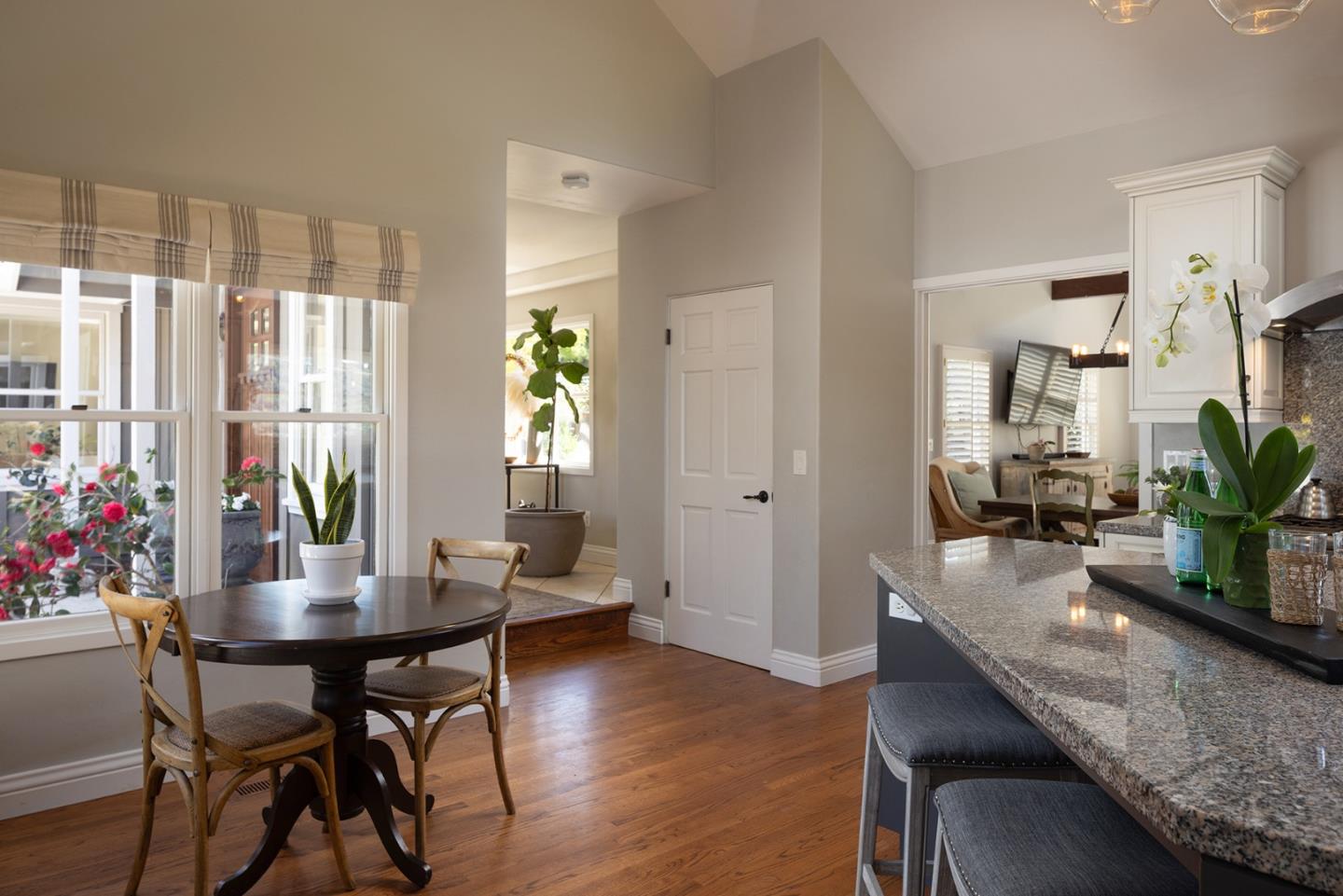 Detail Gallery Image 18 of 42 For 929 W Carmel Valley Rd, Carmel Valley,  CA 93924 - 4 Beds | 2/1 Baths