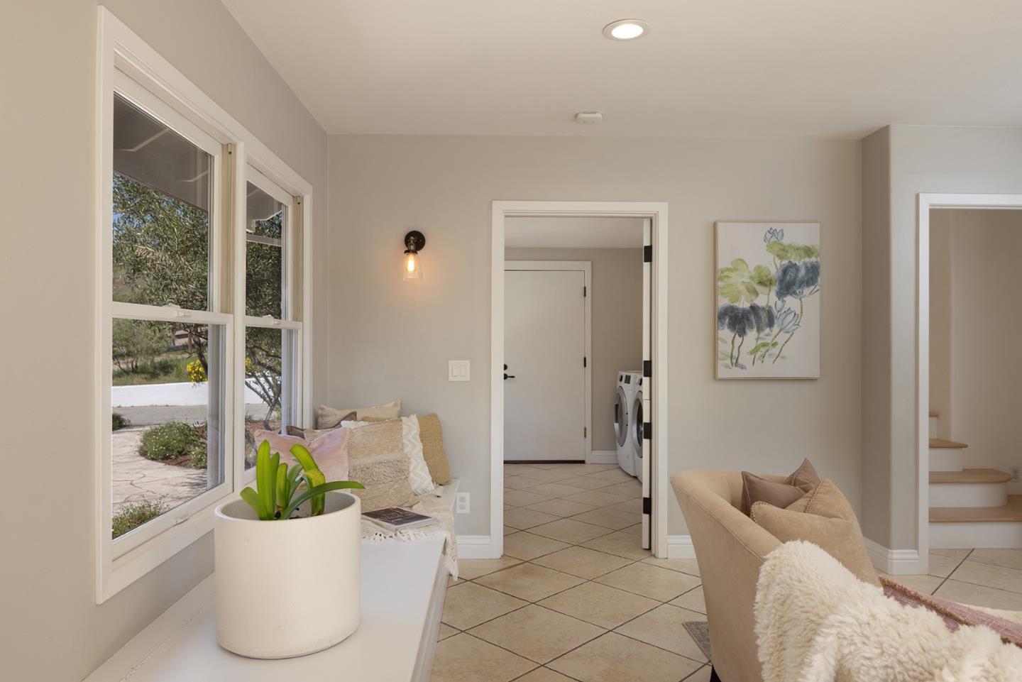 Detail Gallery Image 23 of 42 For 929 W Carmel Valley Rd, Carmel Valley,  CA 93924 - 4 Beds | 2/1 Baths