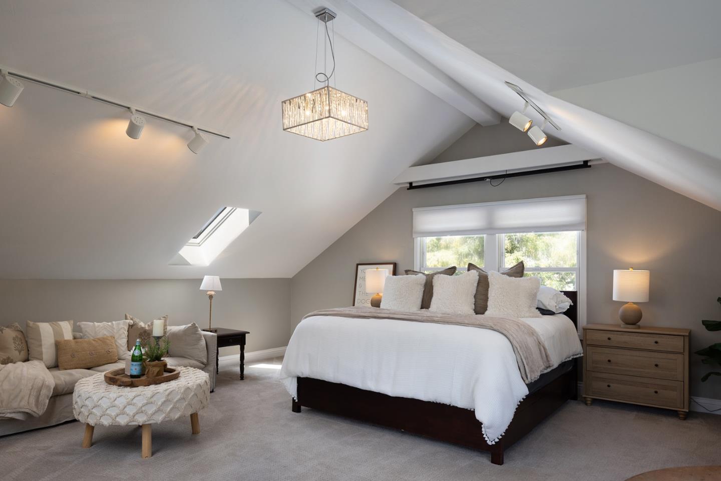 Detail Gallery Image 30 of 42 For 929 W Carmel Valley Rd, Carmel Valley,  CA 93924 - 4 Beds | 2/1 Baths