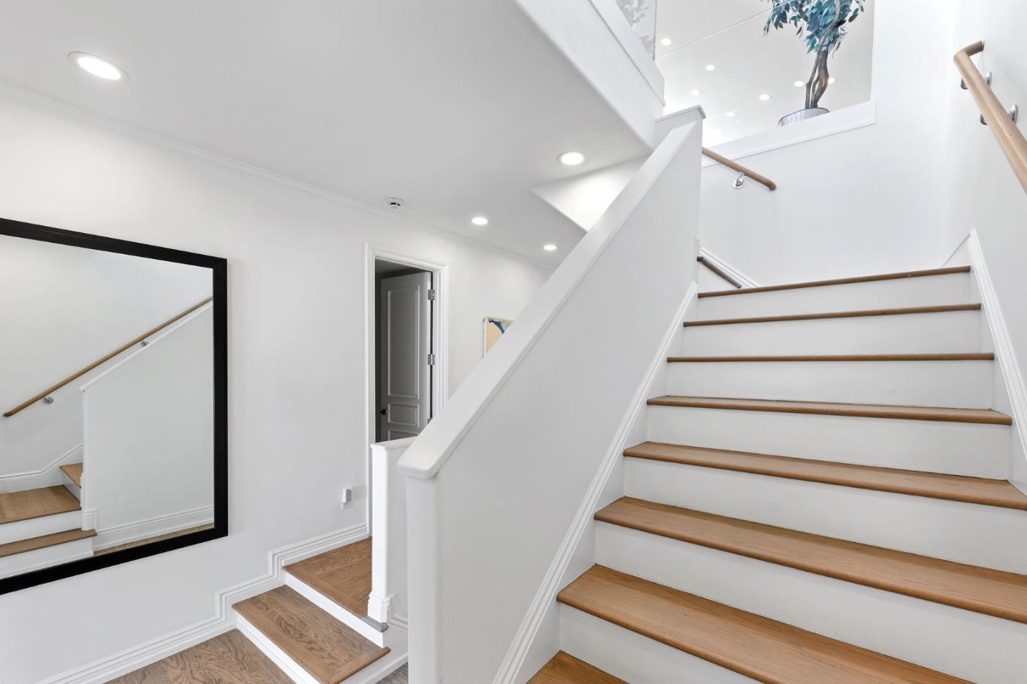 Detail Gallery Image 73 of 95 For 3941 19th St, San Francisco,  CA 94114 - 3 Beds | 2/1 Baths