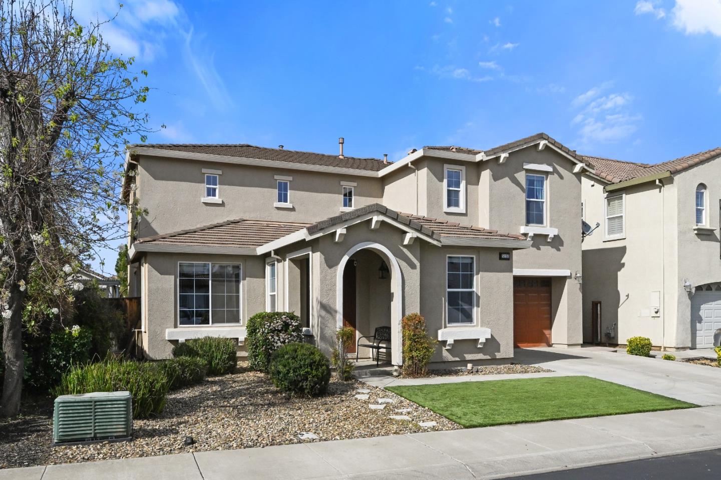 Detail Gallery Image 2 of 52 For 5153 Fern Ridge Cir, Discovery Bay,  CA 94505 - 4 Beds | 3 Baths