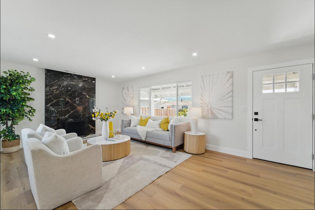 Detail Gallery Image 2 of 34 For 175 Heath St, Milpitas,  CA 95035 - 3 Beds | 2 Baths