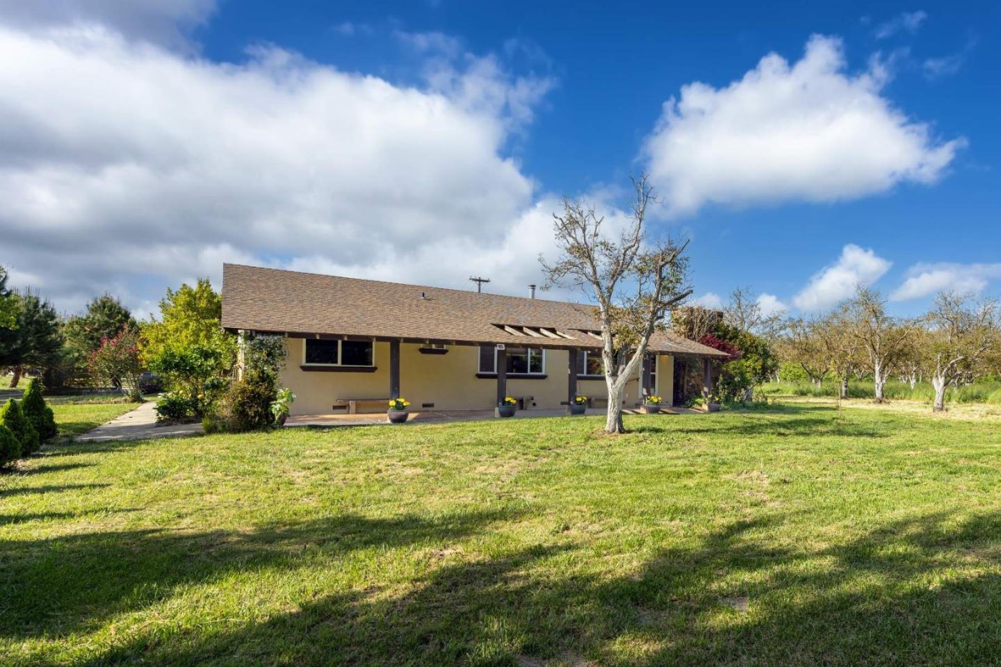 Detail Gallery Image 41 of 45 For 7954-7958 Lovers Ln, Hollister,  CA 95023 - 5 Beds | 4 Baths
